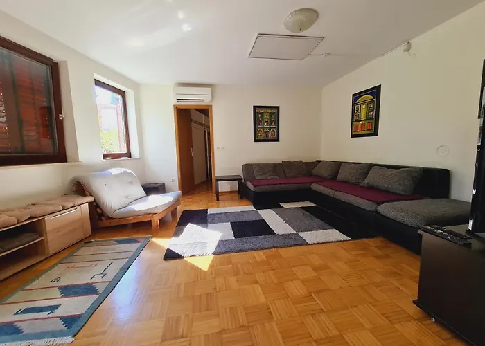 Apartma Near The Sea Izola